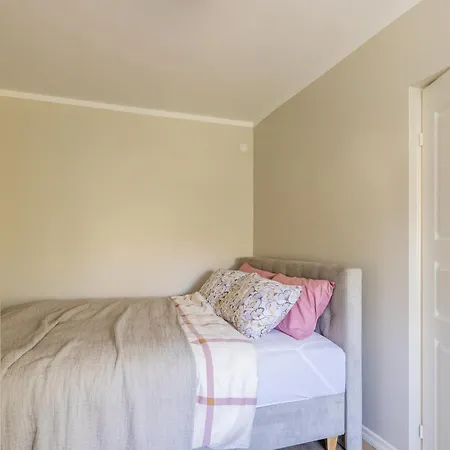 Kreutzwaldi 17 * Võru