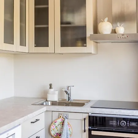 Kreutzwaldi 17 * Võru