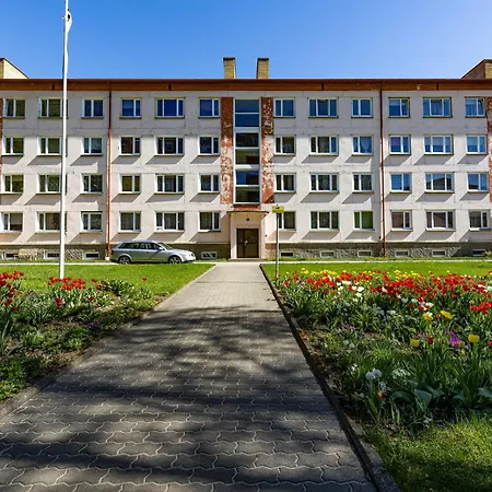 아파트 Kreutzwaldi 17